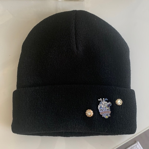 Accessories - Woman’s Black Skull Cap with decorative pins